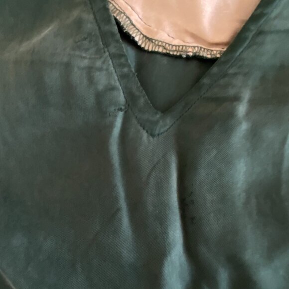 XS Anthropologie laser cut forest green peplum top - Picture 4 of 4